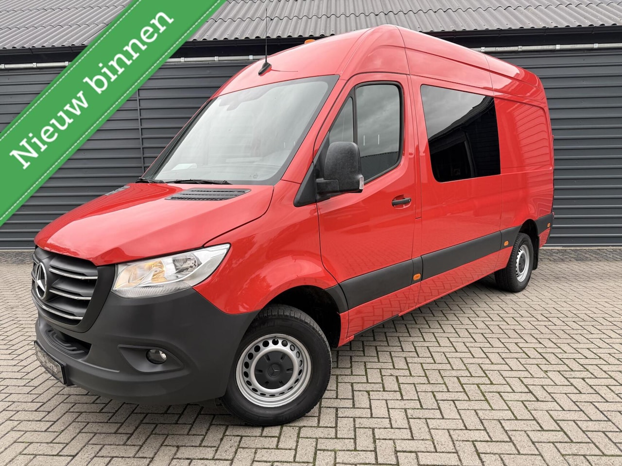 Mercedes-Benz Sprinter - bestel 317 Automaat L2H2 DC Airco*Cruise*Apple - AutoWereld.nl