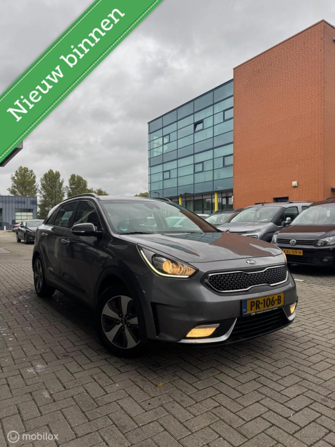 Kia Niro - 1.6 GDi Hybrid DynamicLine 1.6 GDi Hybrid DynamicLine - AutoWereld.nl