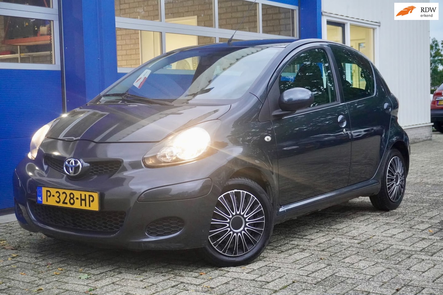 Toyota Aygo - 1.0-12V Access APK|AIRCO|FRISSE AUTO|KLEINE BEURT - AutoWereld.nl