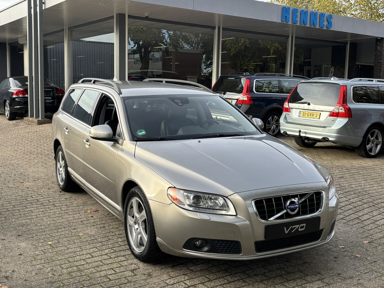 Volvo V70 - 2.5T 231pk Model '12 vijf Cilinder Momentum - AutoWereld.nl