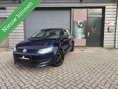 Volkswagen Polo - 1.4-16V Airco LED Carplay Gepolijst Wax