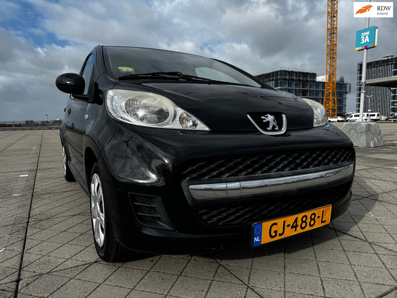 Peugeot 107 - 1.0-12V XR -ELEKTRISCHE RAMEN -NWE APK -5DRS - AutoWereld.nl