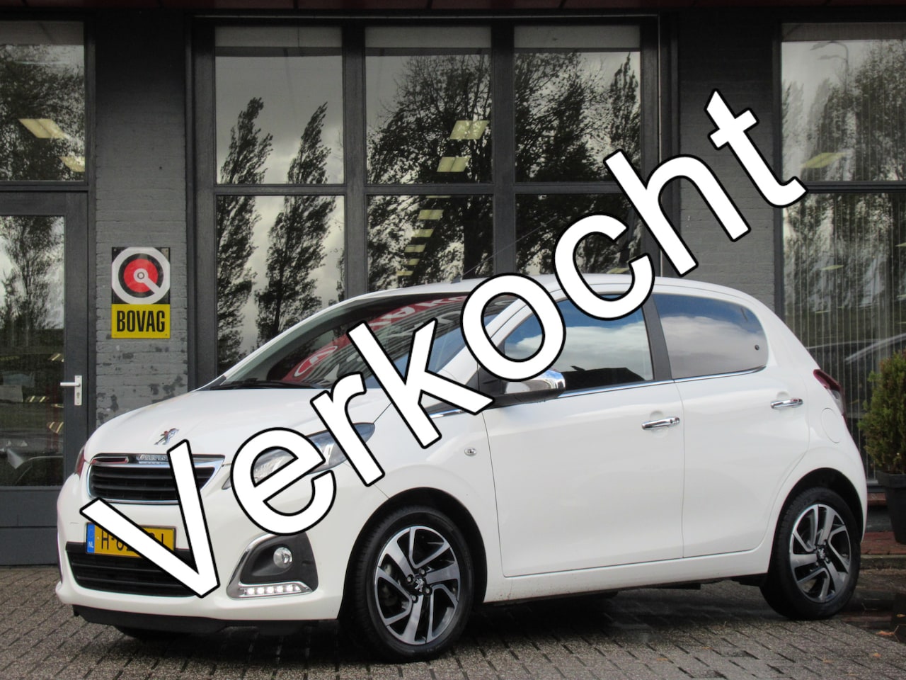 Peugeot 108 - 1.0 e-VTi Allure | Clima-Airco | Carplay | Keyless Entry | Incl. Garantie | Parkeercamera - AutoWereld.nl