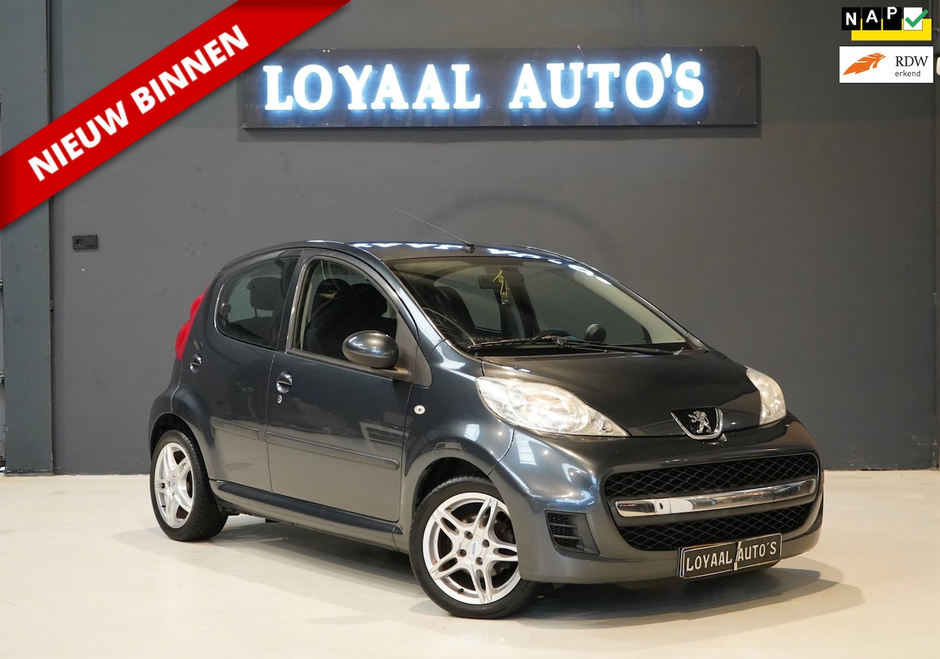 Peugeot 107 - 1.0-12V XS | AUT | CARPLAY | AIRCO | NAP | APK | ELEK. RAMEN - AutoWereld.nl