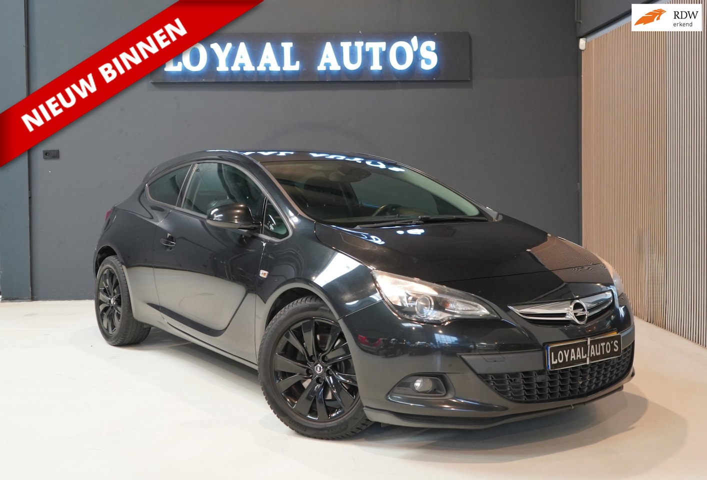 Opel Astra GTC - 1.4 Turbo Sport | AUT | STOELVER. | STUURVER. | CRUISE | PDC | NAVI | AIRCO | - AutoWereld.nl