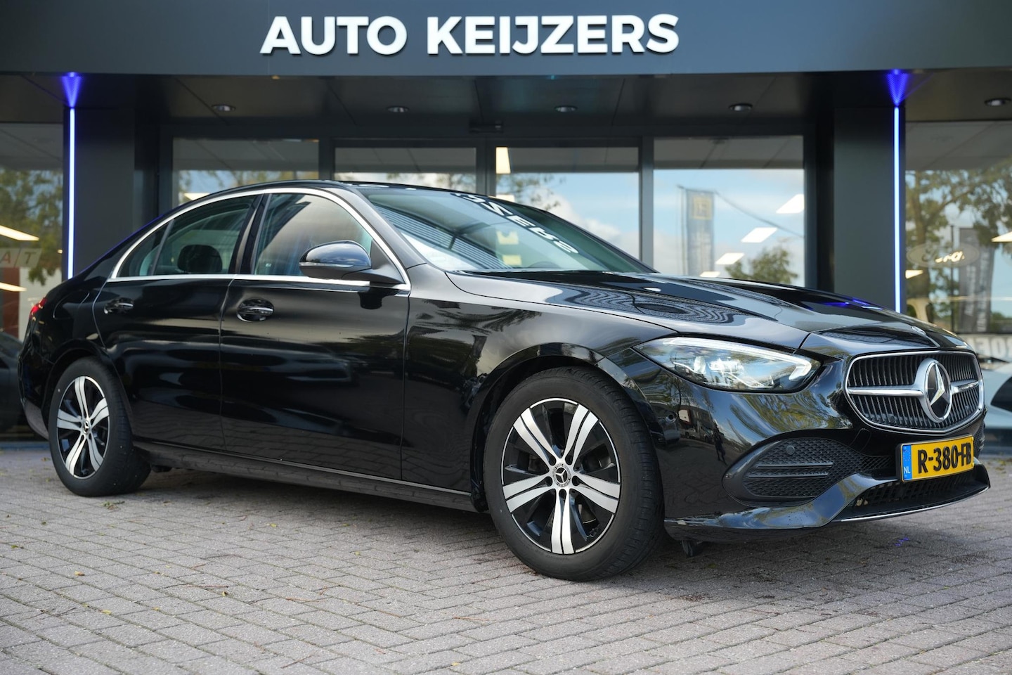 Mercedes-Benz C-klasse - 180 Business Line LED Ambient Stoelverw. Trekhaak - AutoWereld.nl