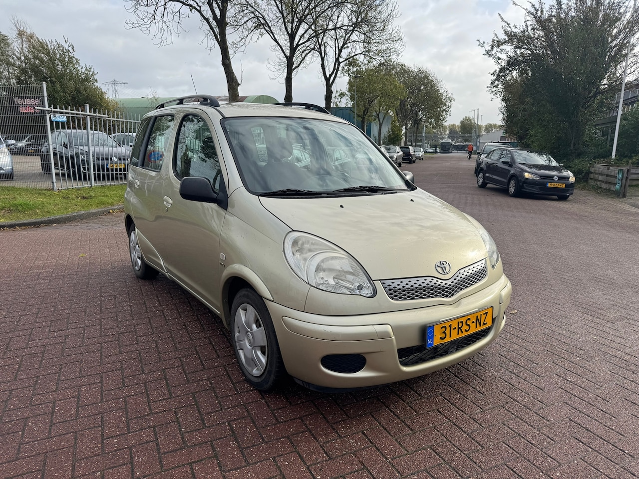 Toyota Yaris Verso - 1.3 VVT-i Sol automaat - AutoWereld.nl
