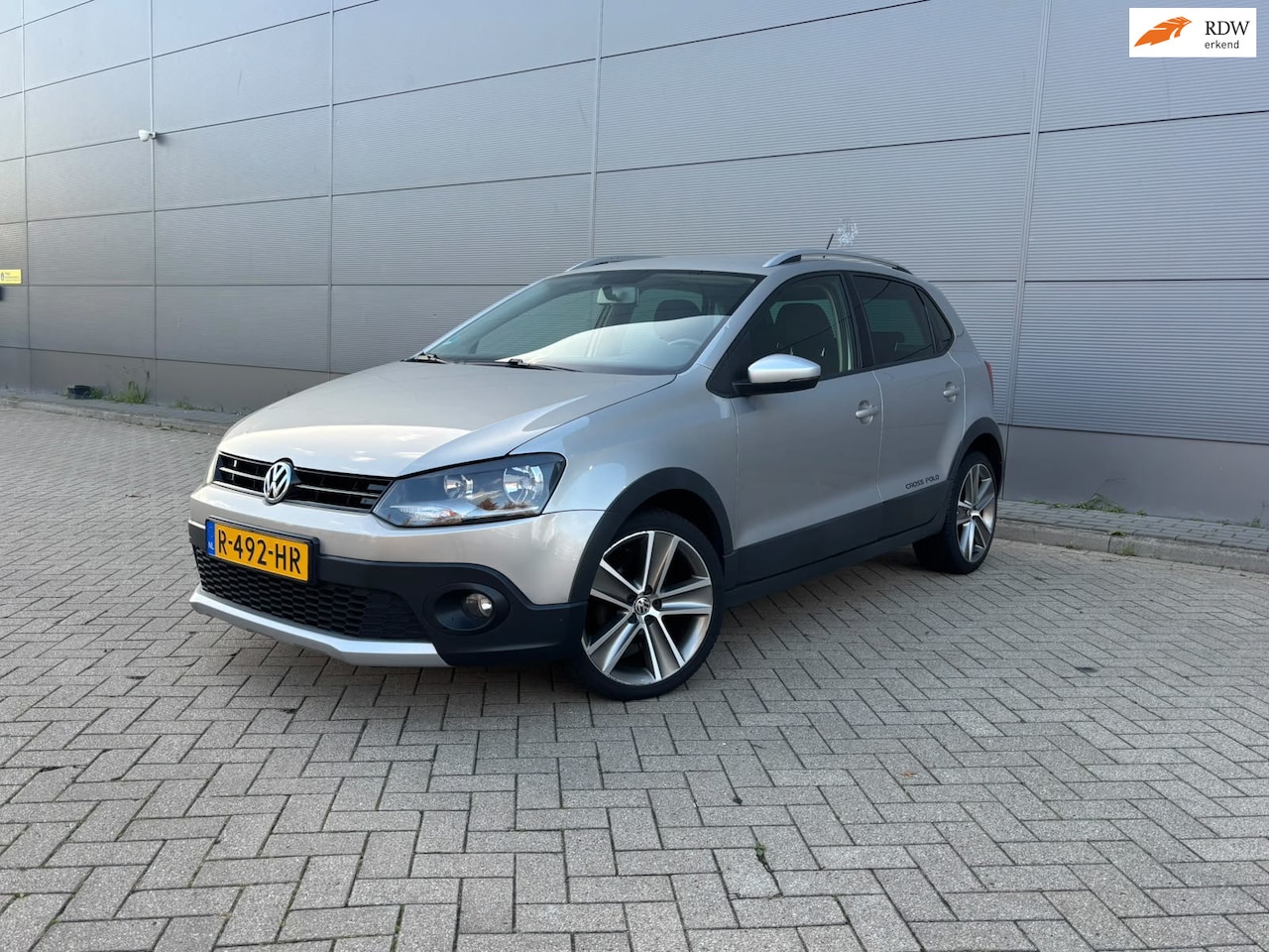 Volkswagen Polo - 1.2 TSI Cross Highline Airco|5Drs|Stoelverwarming|Lmv - AutoWereld.nl