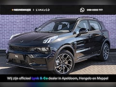 Lynk & Co 01 - 1.5 Core | Achteruitrijcamera | Parkeersensoren | Stoelverwarming | Apple Carplay | Androi