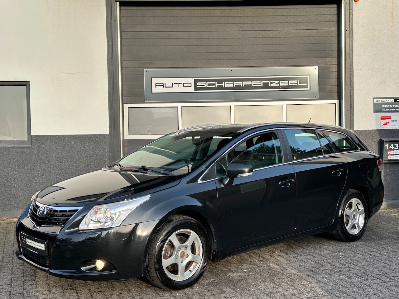 Toyota Avensis - 1.8 VVTi Comfort | CAMERA | STOELVERW. | AIRCO - AutoWereld.nl