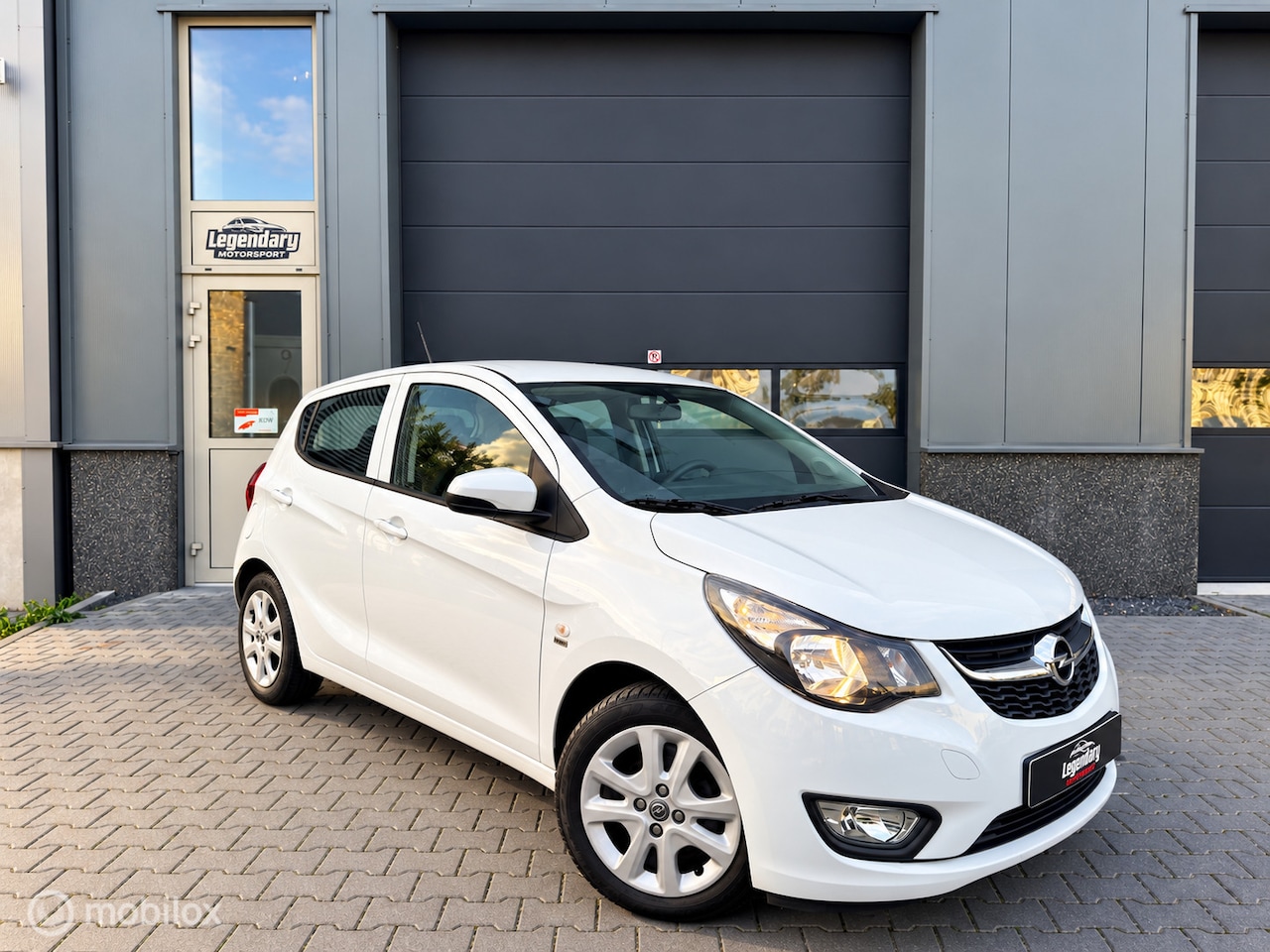 Opel Karl - 1.0 ecoFLEX 120 Jaar|Dealerond.|Cruise|PDC|Airco - AutoWereld.nl