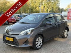 Toyota Yaris - 1.5 Full Hybrid Aspiration Automaat | Camera | Navigatie