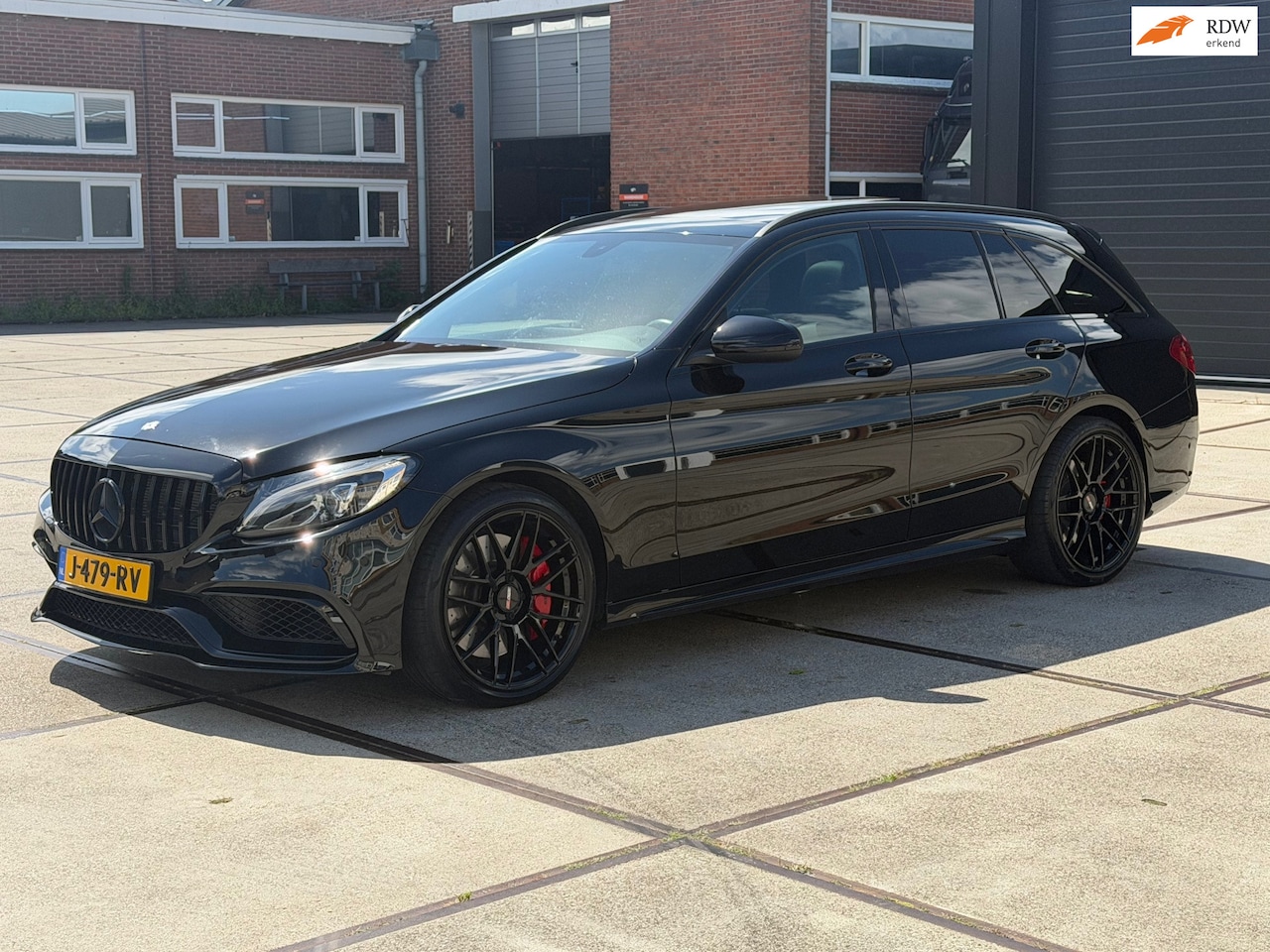 Mercedes-Benz C-klasse Estate - C43 AMG 4MATIC Burmeister Pano - AutoWereld.nl