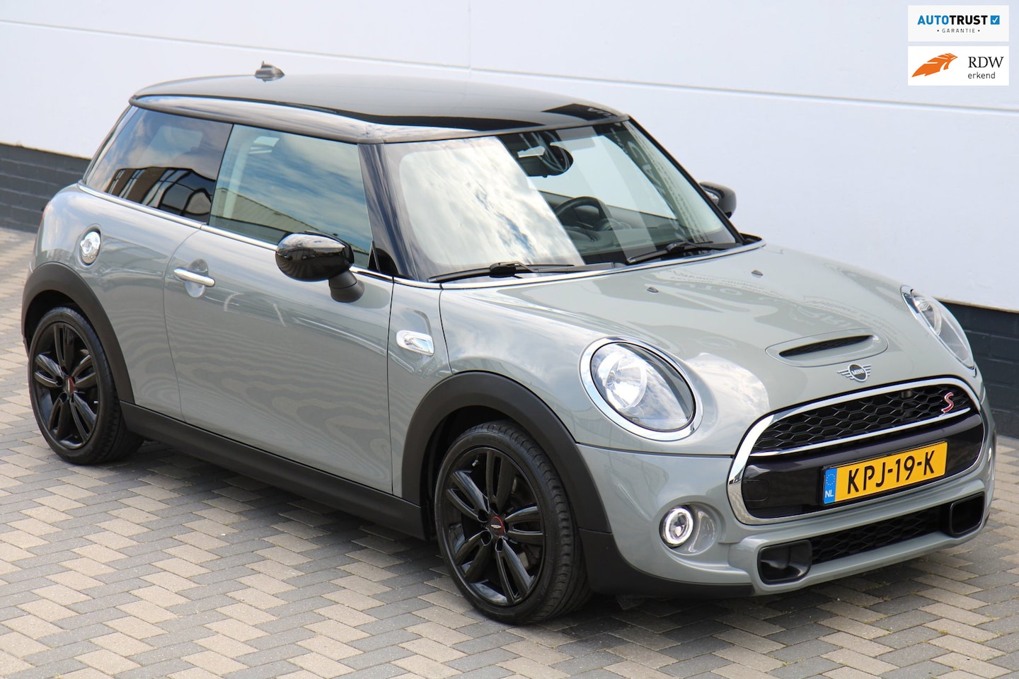 MINI Cooper S - 2.0 192PK Airco Cruise 1Ste Eig Dealer onder !! - AutoWereld.nl