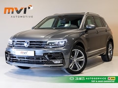 Volkswagen Tiguan - 2.0 TSI 4Motion 2x R-Line / 180pk / Panorama dak / Trekhaak / Rondomzicht camera /