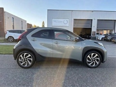 Toyota Aygo X - 1.0 VVT-i S-CVT Envy