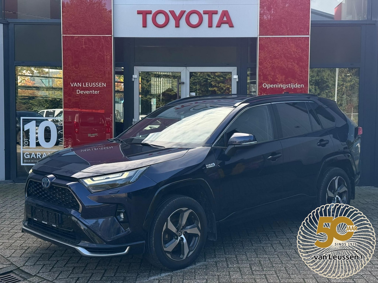 Toyota RAV4 - 2.5 PHEV AWD STYLE AFN-TREKHAAK MEMORY-SEAT STOELKOELING STOEL/STUURVERWARMING KEYLESS LED - AutoWereld.nl