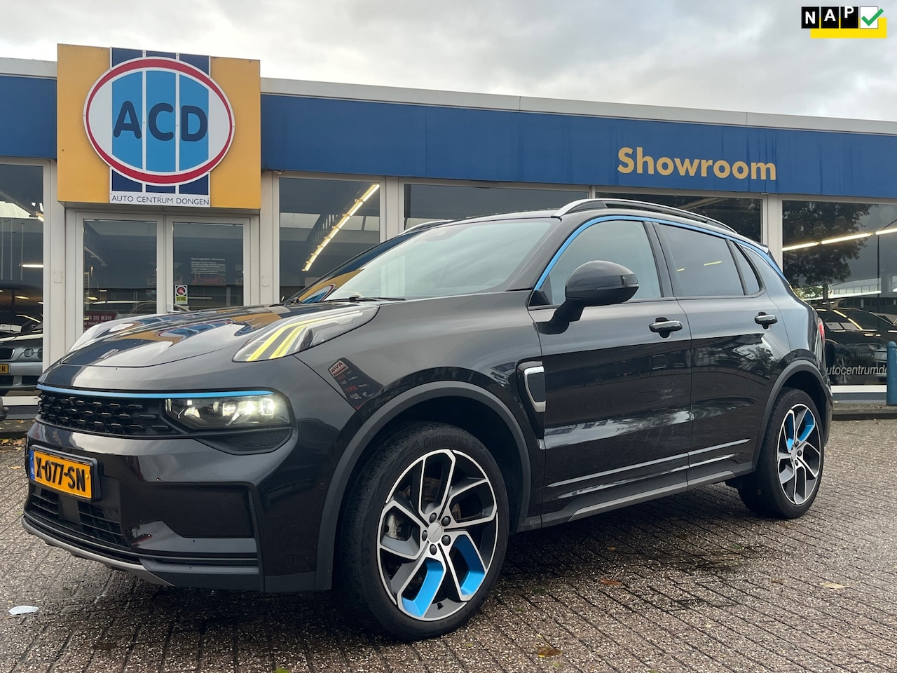 Lynk & Co 01 - 1.5 261pk PHEV 7DCTH | Orig. NL | PanoramaDak | 360 graden Camera | Carplay | - AutoWereld.nl