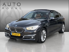 BMW 5-serie Gran Turismo - 520d Luxury Edition PANORAMADAK | HARMAN/KARDON | TREKHAAK | DODEHOEK DETECTIE | ACHTERUIT