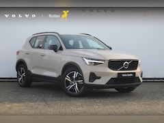 Volvo XC40 - B3 177PK Automaat Plus Dark / Trekhaak / Navigatie / Adaptive Cruise / BLIS/ Harman Kardon