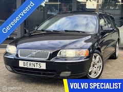 Volvo V70 - 2.4 T5 Summum|Schuifkanteldak|Trekhaak|Leder|PDC|Navi