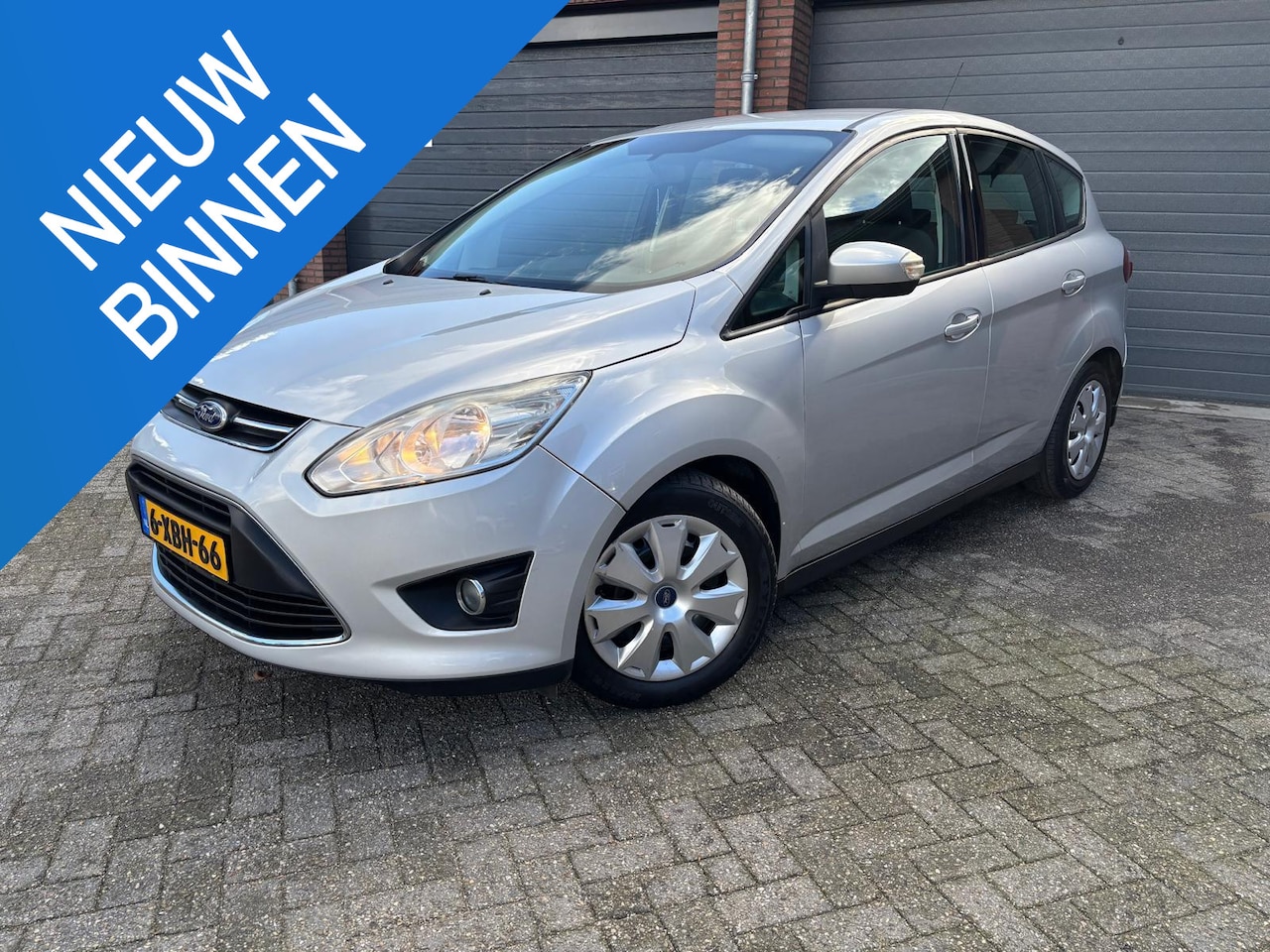 Ford C-Max - 1.0 Trend makkelijke hoge instapper met veel ruimte ,Trekhaak,Perfect onderhouden. - AutoWereld.nl