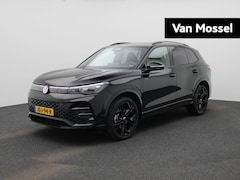 Volkswagen Tiguan - 1.5 eHybrid R-Line Edition 204 PK| Origineel Nederlands | 1e Eigenaar | Panoramadak | Trek