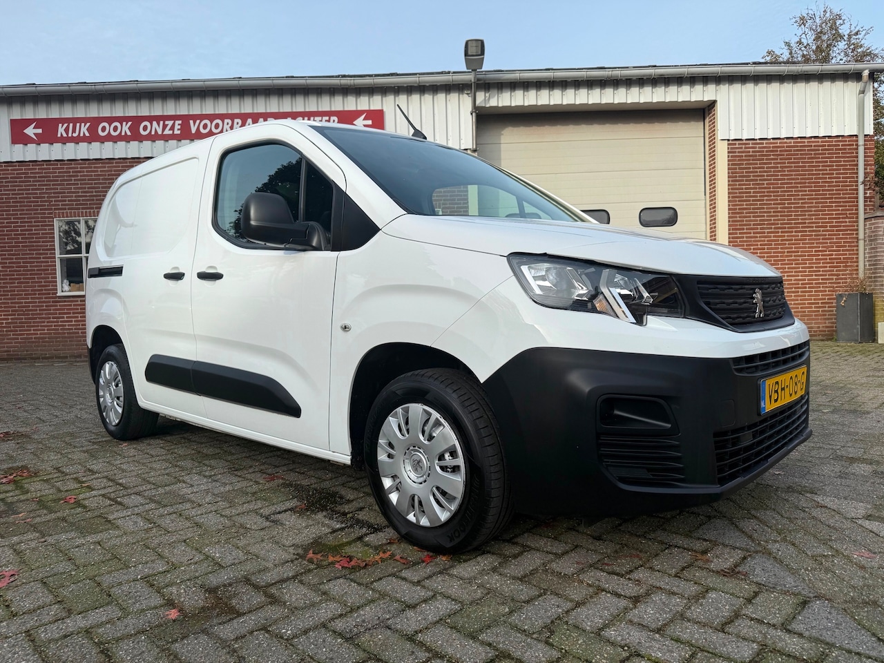 Peugeot Partner - 1.6 BlueHDI euro 6 airco - AutoWereld.nl