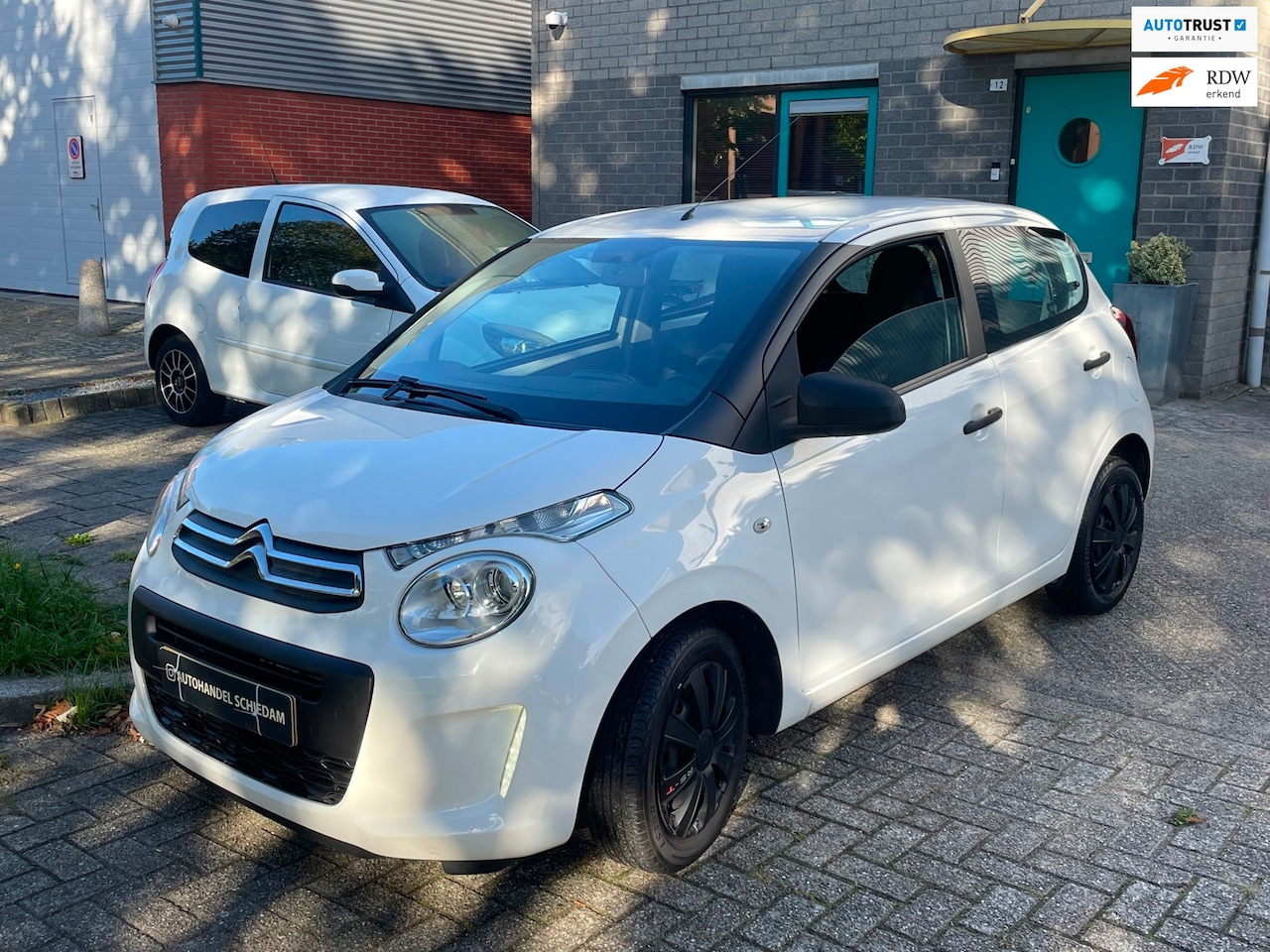 Citroën C1 - 1.0 e-VTi Live KM 74054 NAP| APK T/M 15/11/2027 | ISOFIX - AutoWereld.nl