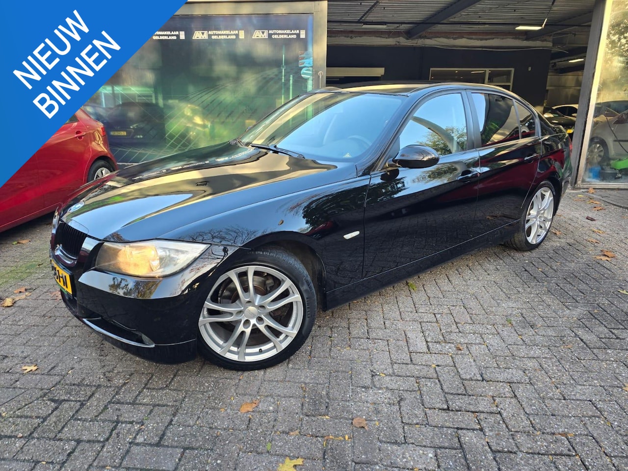 BMW 3-serie - 318i Business Line | GOED ONDERHOUDEN | NIEUWE APK | AIRCO | LMV | - AutoWereld.nl