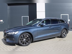 Volvo V60 - 2.0 D3 Momentum Navi|Camera|Cruise|Trekhaak|Vol