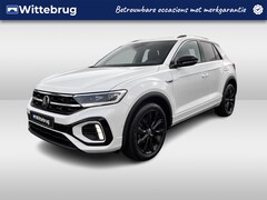 Volkswagen T-Roc - 1.5 TSI R-Line / Black style / IQ LED / Voorstoelen verwarmbaar / Parkeersensoren V+A / Ac