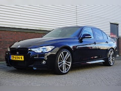 BMW 3-serie - 318i Edition M Sport Shadow Executive/19 Inch/ Carplay/Camera