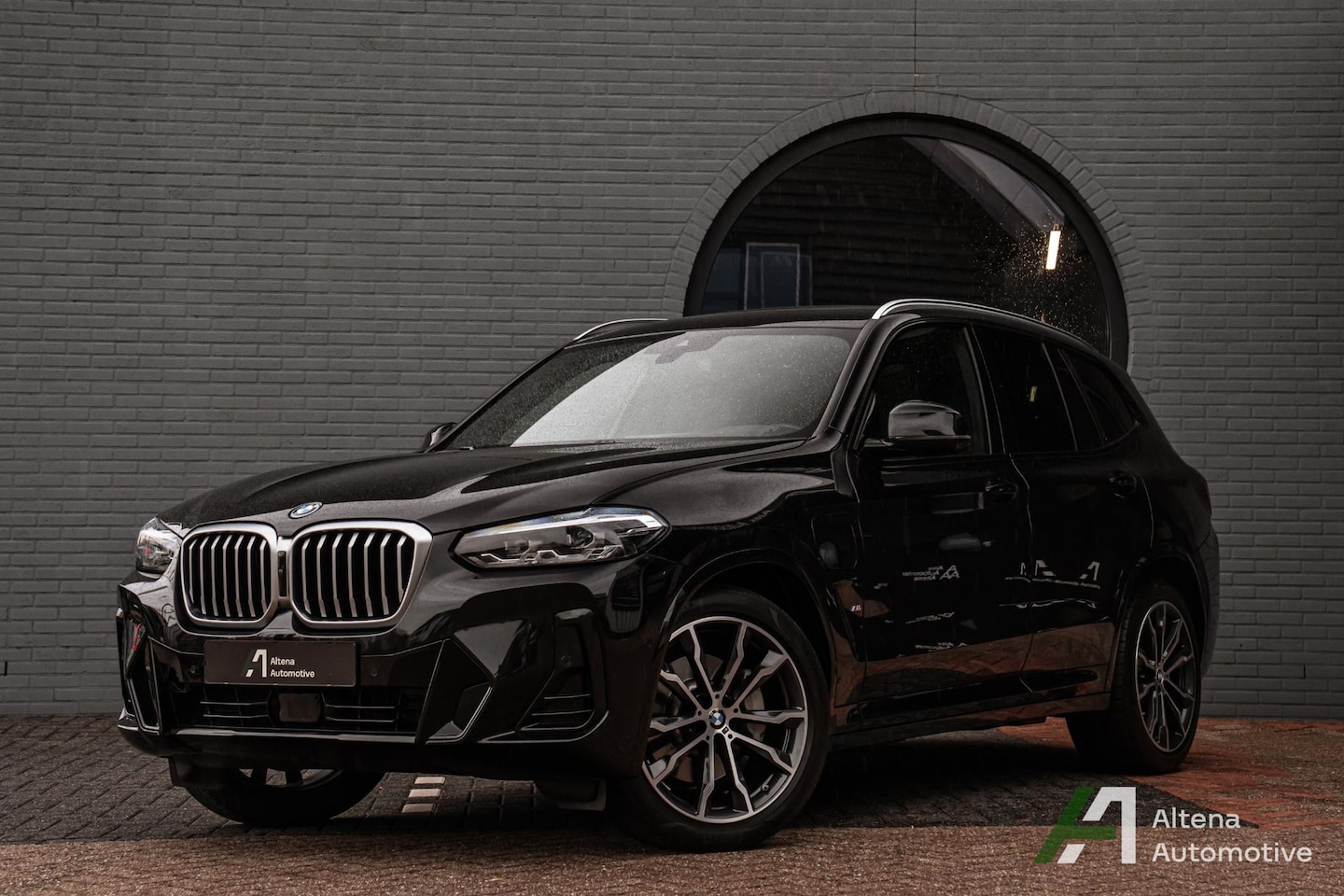 BMW X3 - xDrive30e Business Edition Plus M-sport, panoramadak, head-up, comfort acces, camera, hifi - AutoWereld.nl