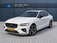 Volvo S60 - 2.0 B3 R-Design | Incl. 12 maanden garantie | Trekhaak | Achteruitrijcamera | Parkeersenso