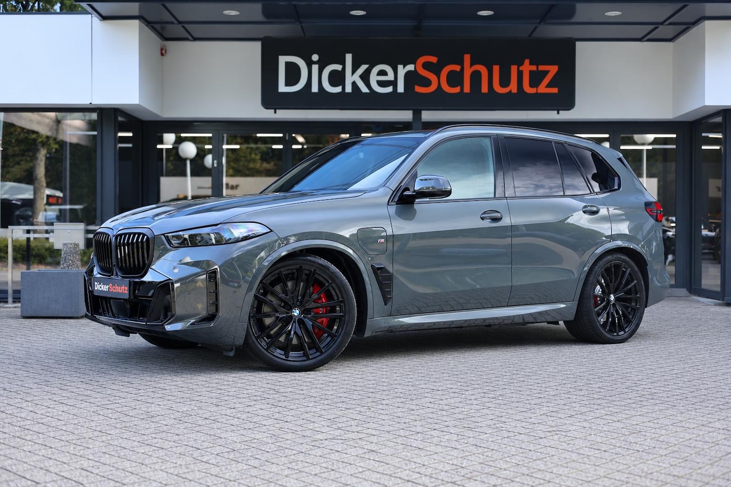 BMW X5 - xDrive50e Vierwielb. | Carbon | M Stoelen | Pano | Trekhaak - AutoWereld.nl