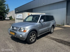 Mitsubishi Pajero - 3.2 Di-D Long Body / 4x4 / Airco / Export