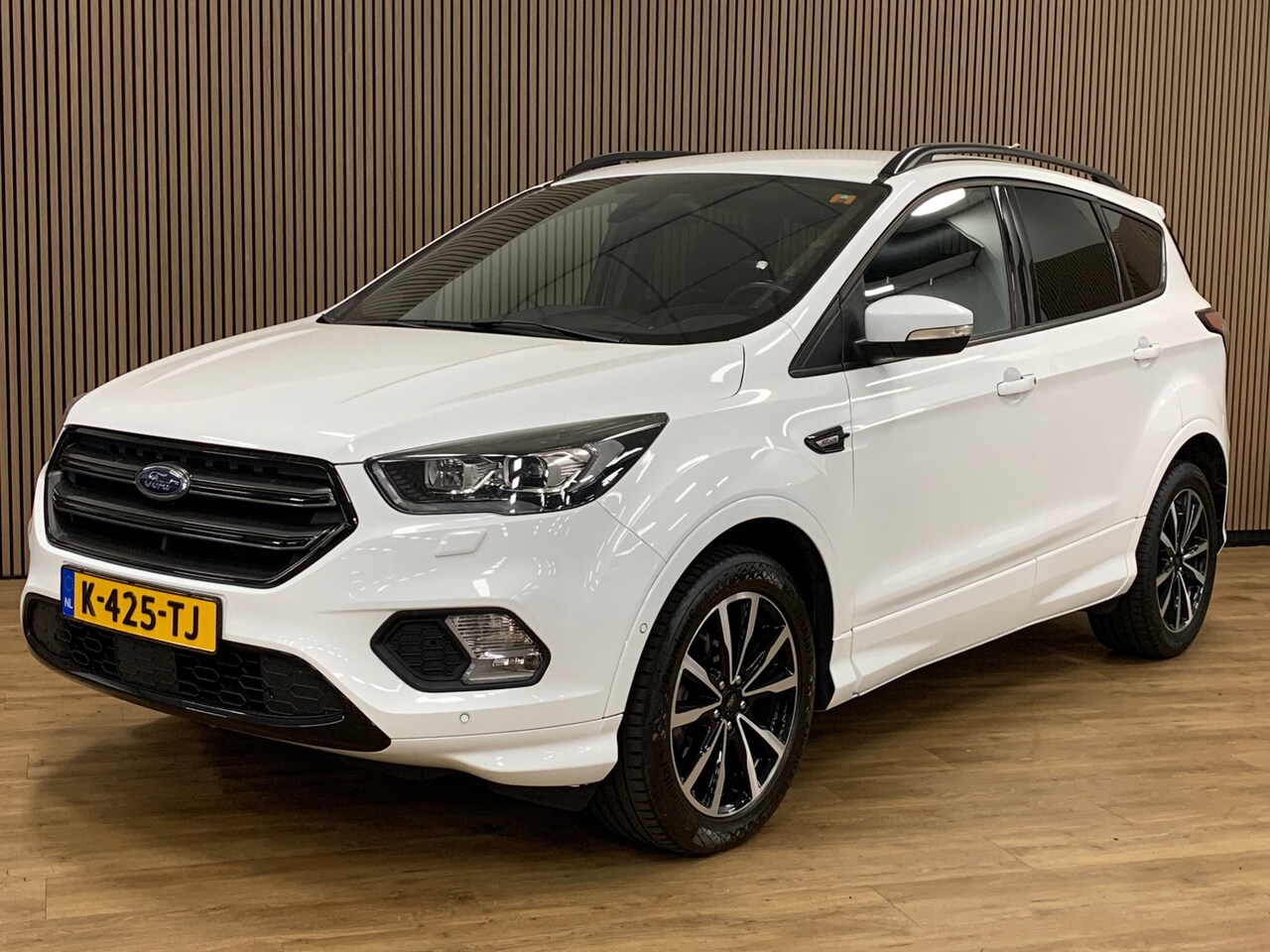 Ford Kuga - 1.5 EcoBoost ST Line|118000KM|Navigatie|Climate Control| - AutoWereld.nl
