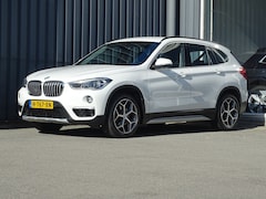 BMW X1 - sDrive18i X-Line | Leder | LED