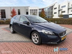 Volvo V40 - 1.6 D2 nieuwe apk & onderhoud