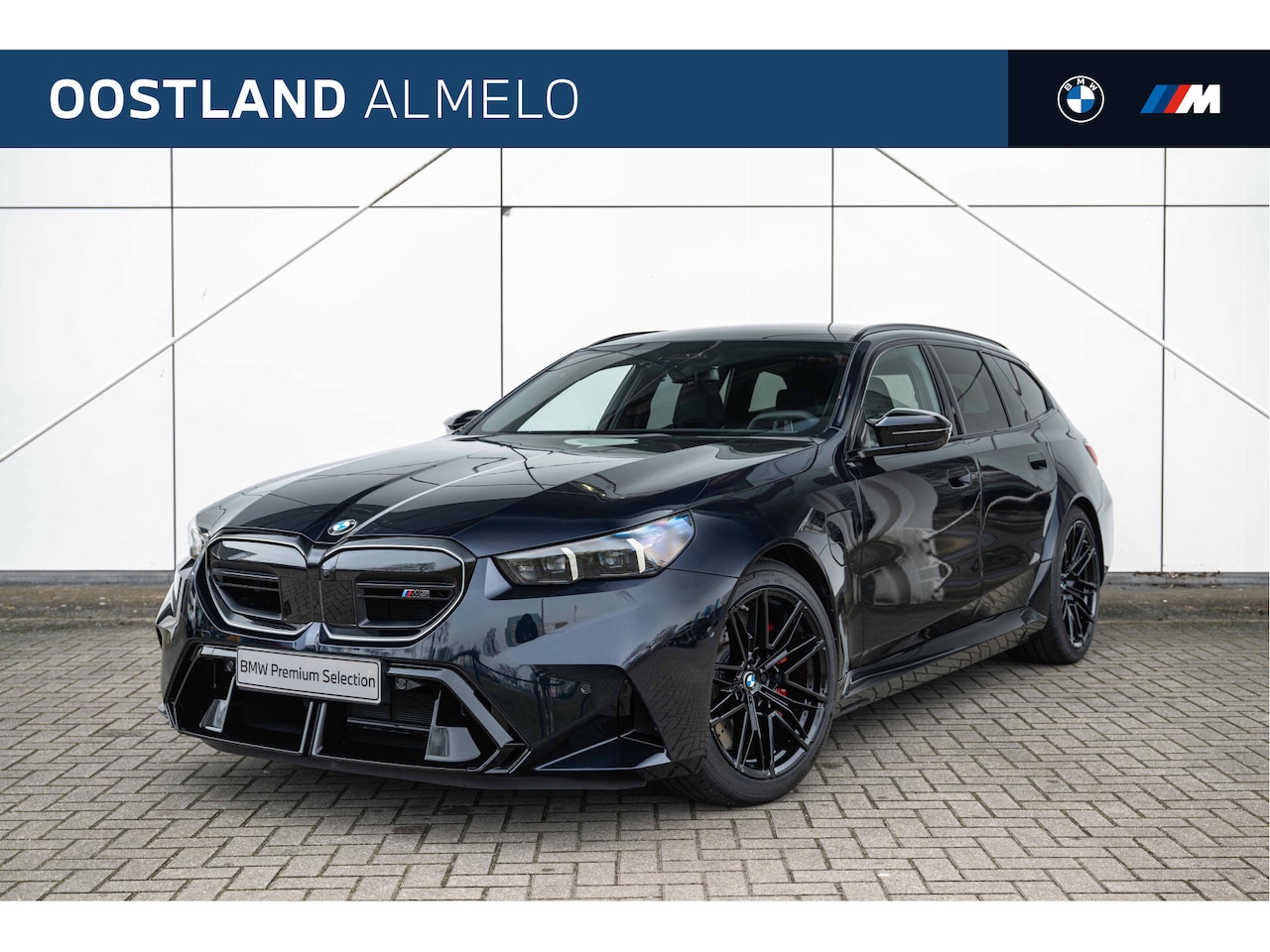 BMW 5-serie Touring - M5 Automaat / M Drive Professional / Panoramadak / Trekhaak / Bowers & Wilkins / M Multifu - AutoWereld.nl