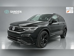 Volkswagen Tiguan - 1.4 TSI eHybrid R-Line Business|Automaat|Panodak|Camera|Navi|Ledmatrix|Sfeerverlichting|19