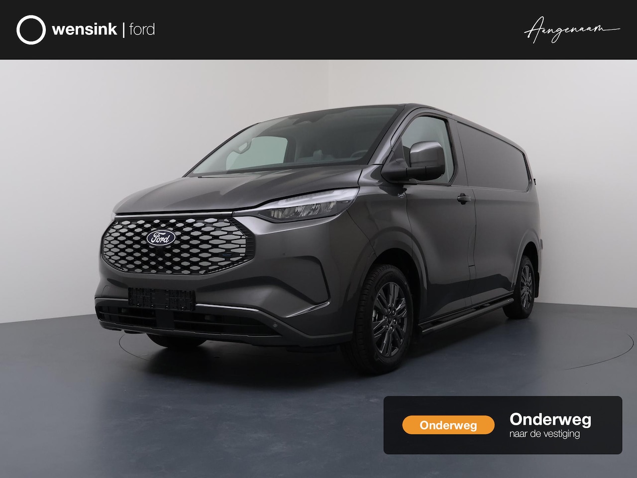 Ford E-Transit Cust. - 320 L1H1 Limited 71 kWh Stoel-Stoel | Trekhaak | 17'' LM "| vloer Zijwand betimmering | Si - AutoWereld.nl