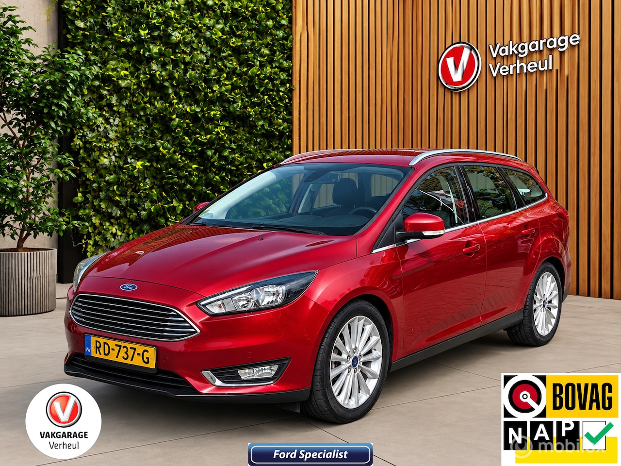 Ford Focus Wagon - 1.0 Titanium 125Pk ✅Navi ✅Boekjes✅Nap - AutoWereld.nl