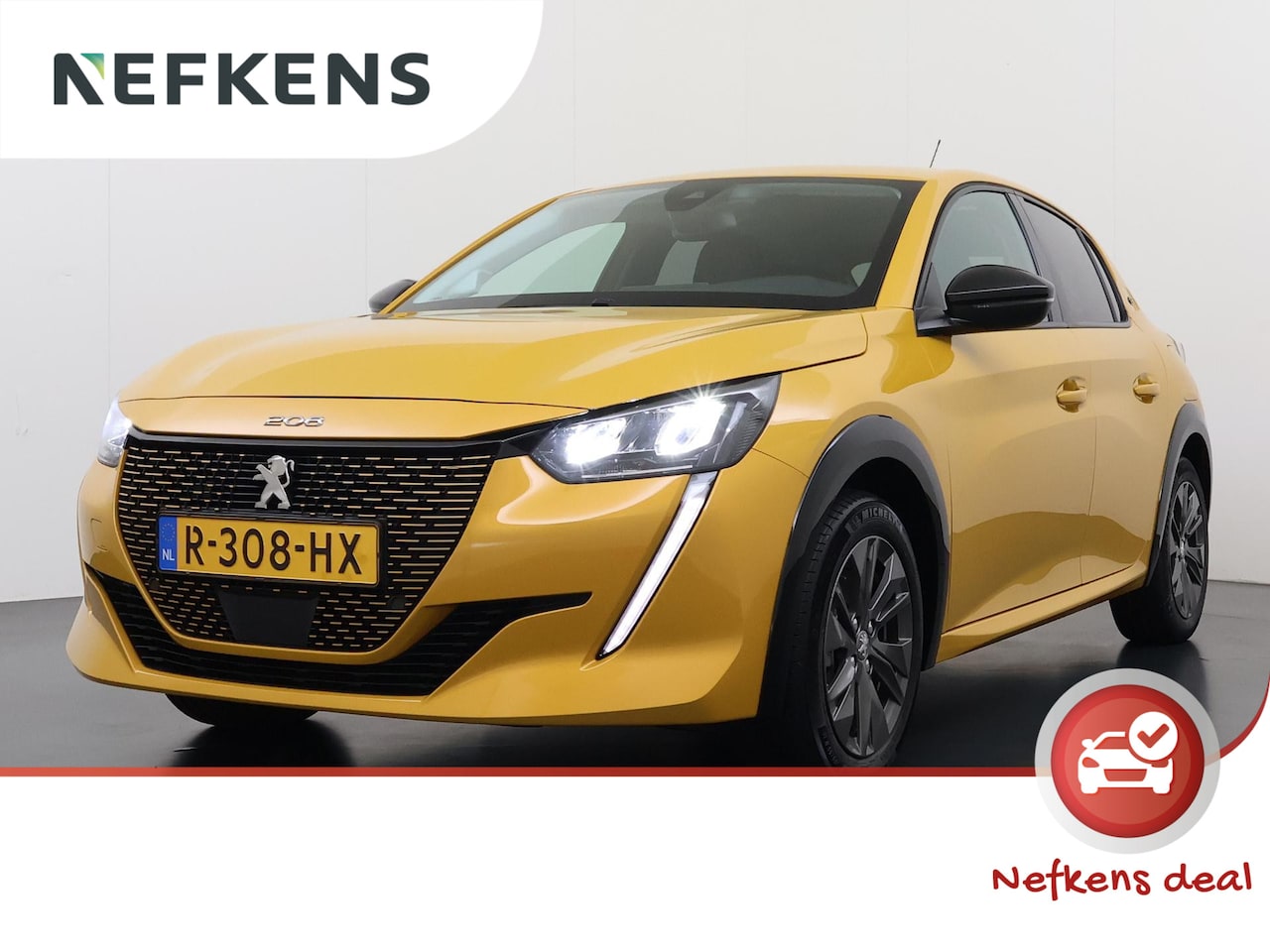 Peugeot e-208 - Allure Pack 50 kWh 136pk | Accu 94% | Navigatie | Camera achter | Cruise control adaptief - AutoWereld.nl