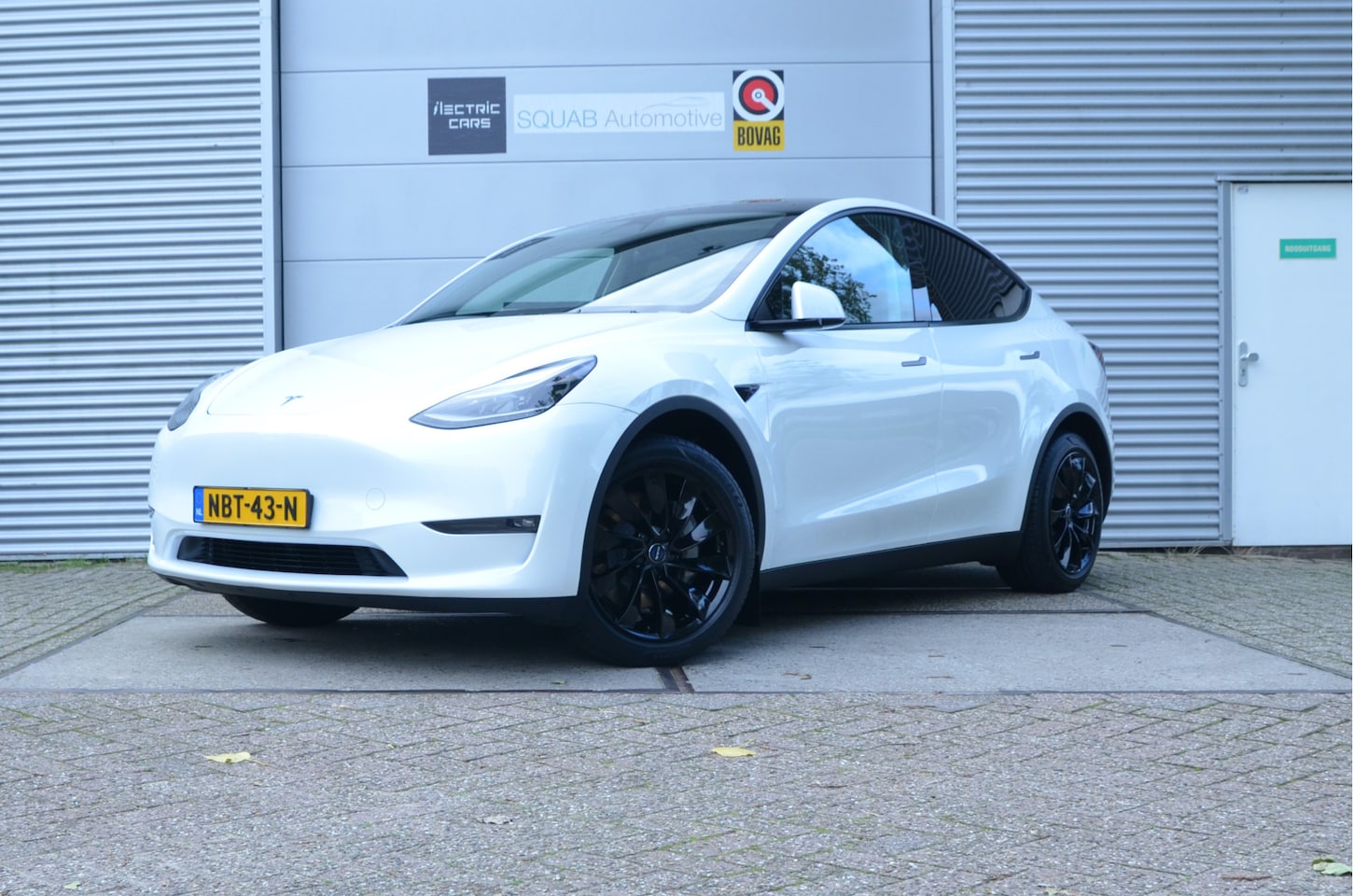 Tesla Model Y - Long Range AWD 75 kWh Trekhaak (1.600kg), AutoPilot3.0 Ryzen - AutoWereld.nl