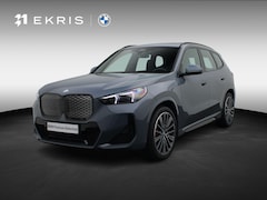 BMW iX1 - eDrive20 M Sport Edition | M Sportpakket Pro| SoH 100% | Premium Pack | Panoramadak | Park