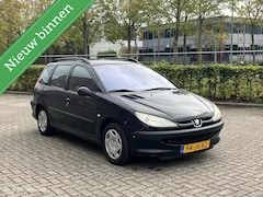 Peugeot 206 SW - 1.4 X-line 218.416 NAP, Airco, Trekhaak
