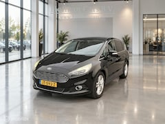 Ford S-Max - 2.0 Vignale Automaat | 5-Persoons | Panoramadak | Leder | Trekhaak | Camera
