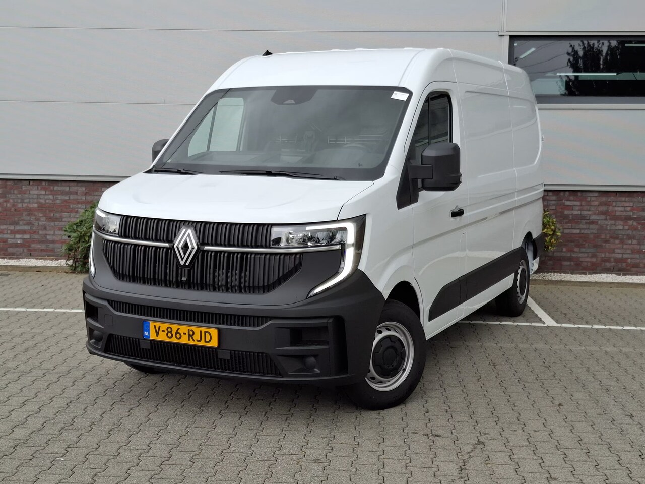 Renault Master E-Tech - T35 L2H2 Extra long range 87 kWh T35 L2H2 Extra long range 87 kWh (Wordt verwacht) - AutoWereld.nl